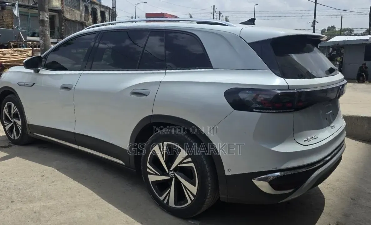 Volkswagen ID.6 2023 White
