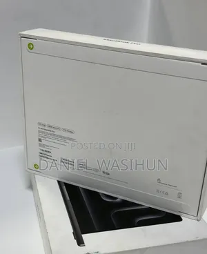 New Laptop Apple MacBook Pro 2025 M5 14-inch 16GB Apple M5 Pro SSD 1T