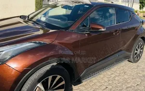 Toyota C-HR 2018 Brown