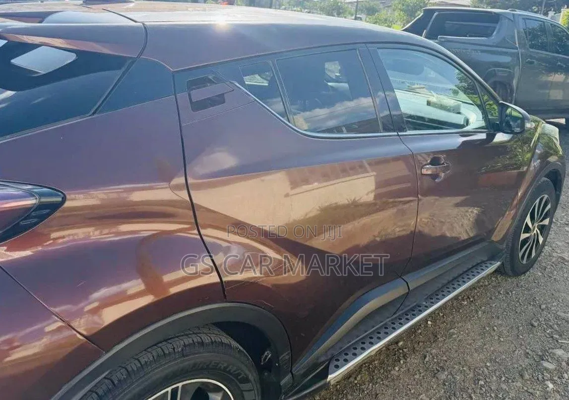 Toyota C-HR 2018 Brown