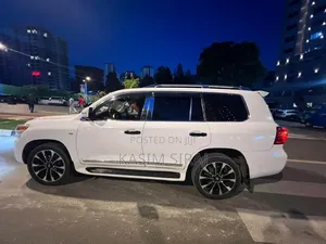 Toyota Land Cruiser 4.5 V8 TD GX-R 2011 White