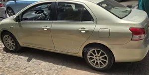 Toyota Yaris 2006 Gray