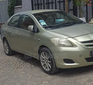 Toyota Yaris 2006 Gray