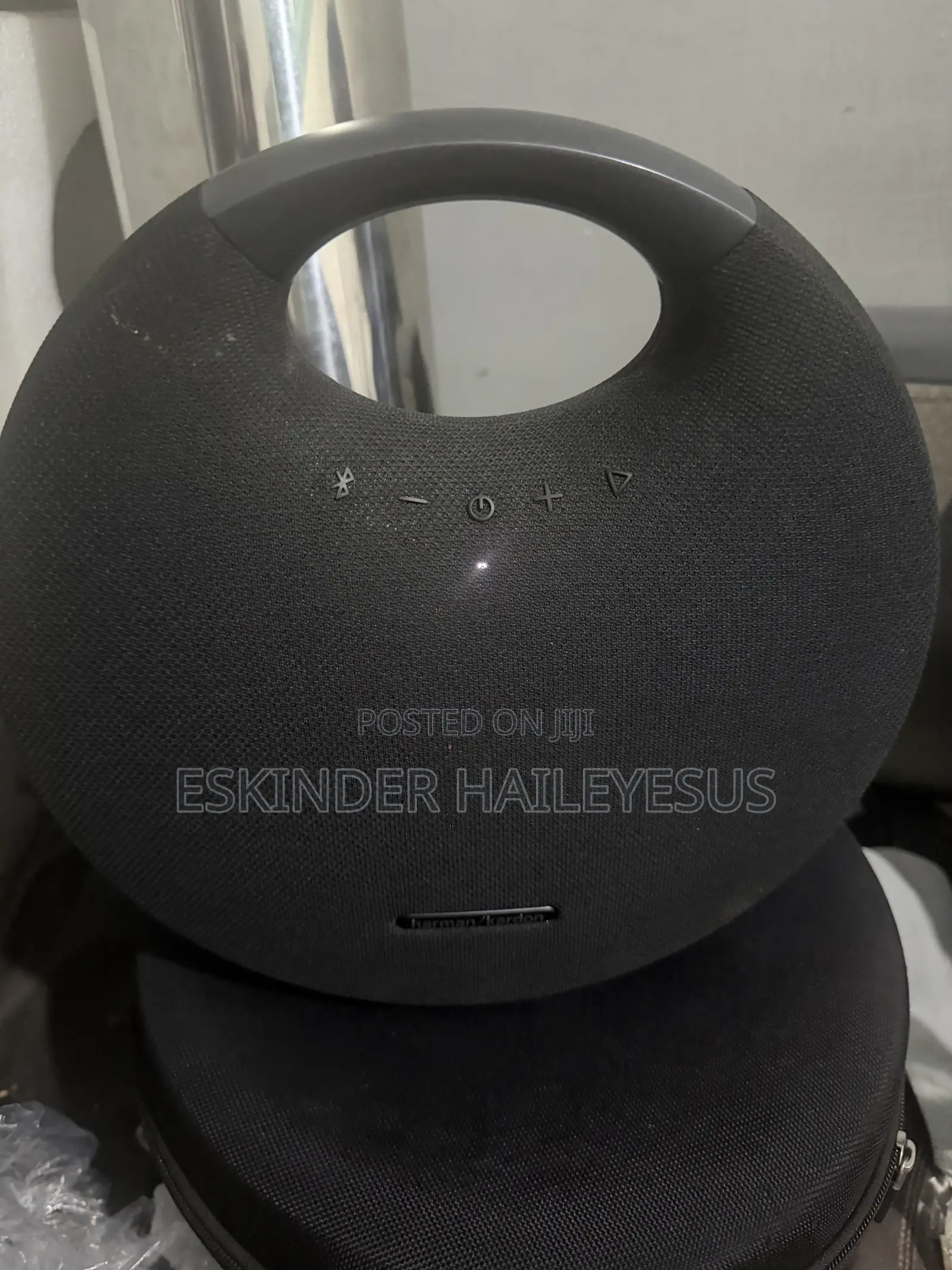 Harman \Kardon One X Studeo 6