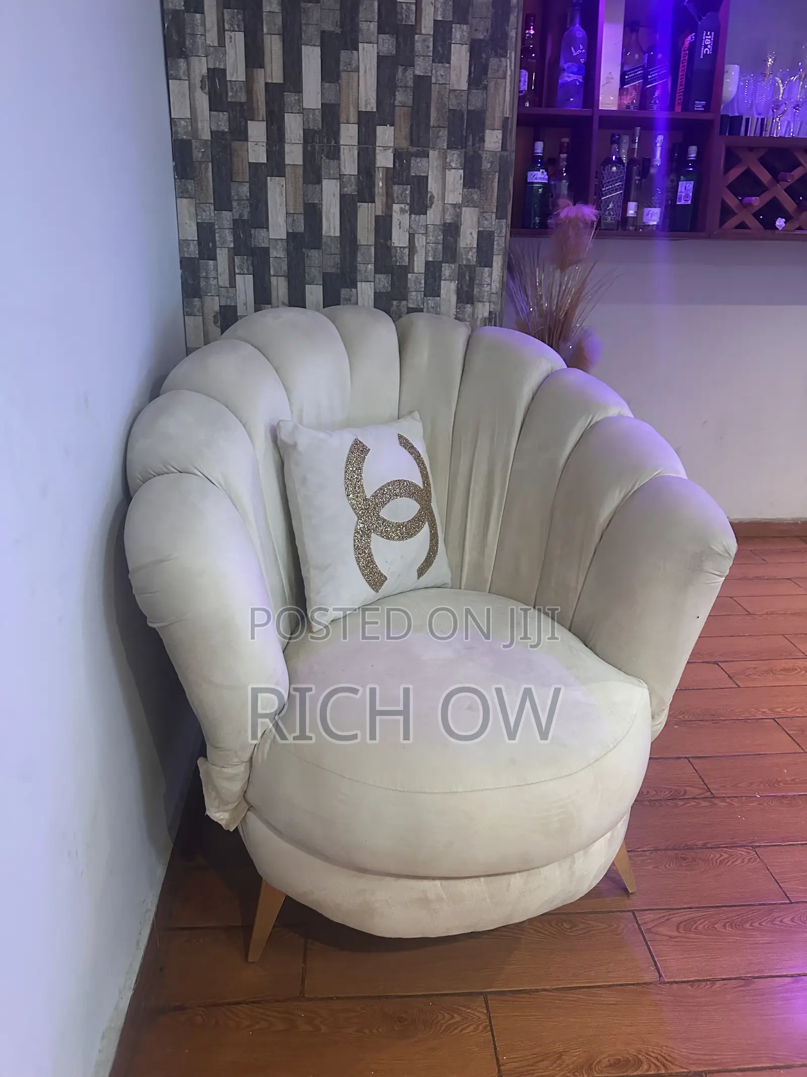 Luxury Cream Velvet Sofa Matching Accent Chair