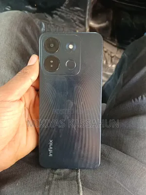 Infinix Smart 7 HD 64 GB Black