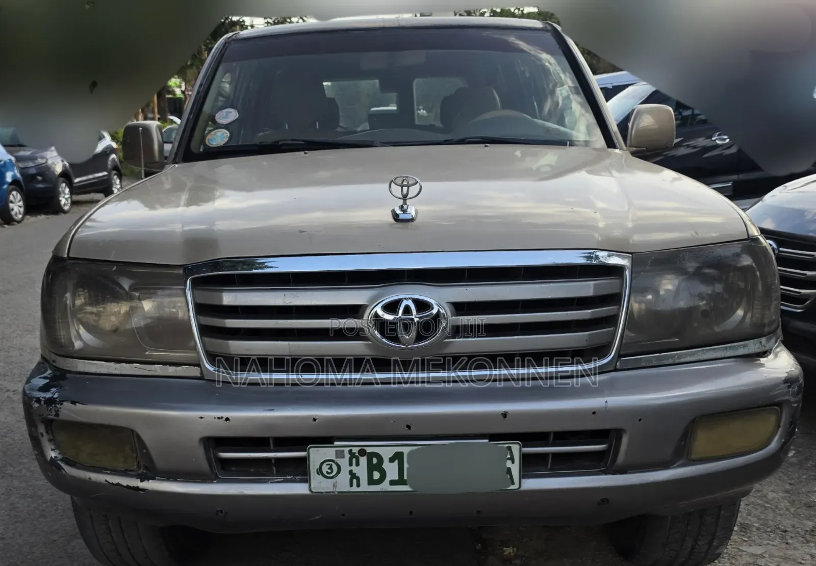Toyota Land Cruiser 2004 Gold