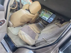 Toyota Land Cruiser 2004 Gold