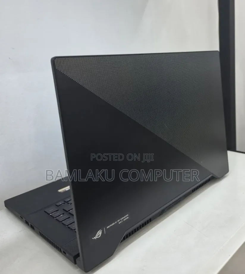 New Laptop Asus ROG Zephyrus G15 16GB Intel Core i7 SSD 1T