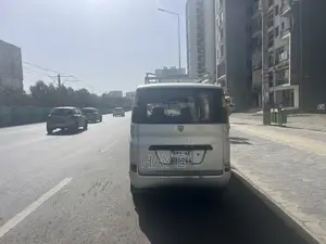 Dongfeng Captain 2012 Silver