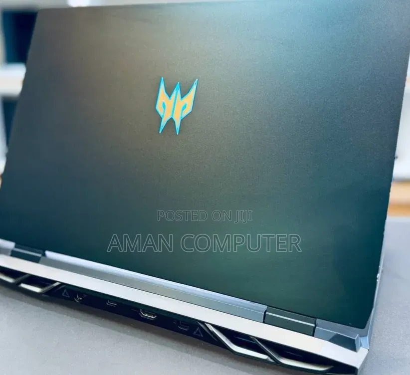 New Laptop Acer Predator Helios 300 16GB Intel Core i9 SSD 512GB