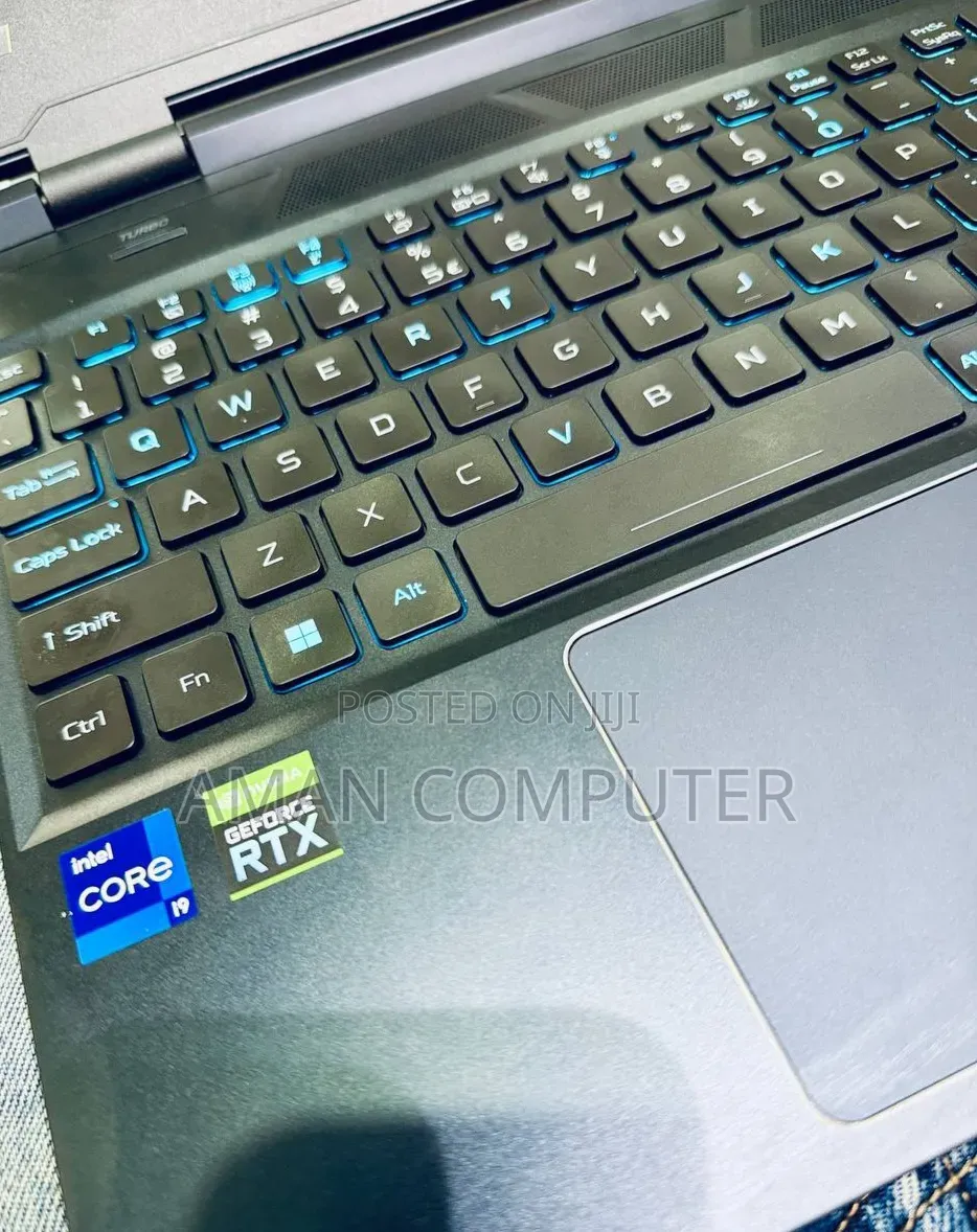 New Laptop Acer Predator Helios 300 16GB Intel Core i9 SSD 512GB
