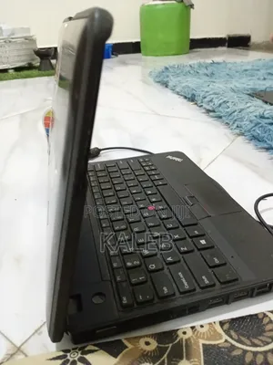 Laptop Lenovo ThinkPad X1 Carbon 2GB Intel Core i9 SSD 256GB