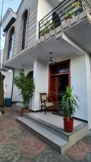 6bdrm House in Oromia-Finfinne for sale