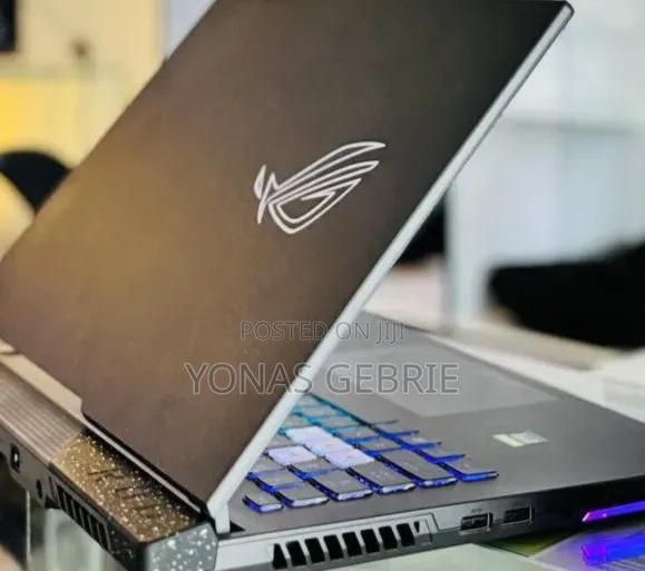 New Laptop Asus 16GB AMD Ryzen 9 SSD 1T