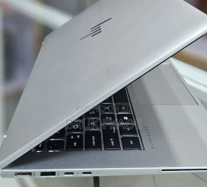 New Laptop HP EliteBook 840 G10 16GB Intel Core i5 SSD 512GB
