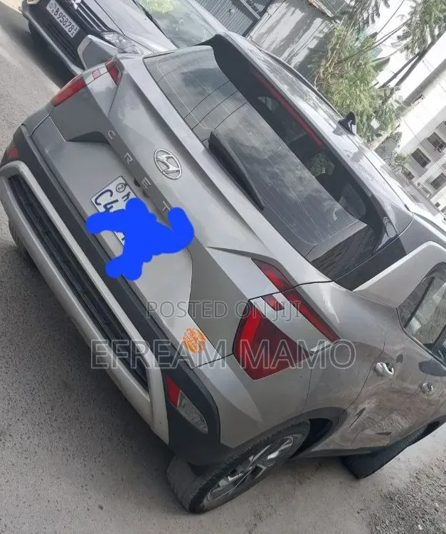 Hyundai Creta 2023 Silver