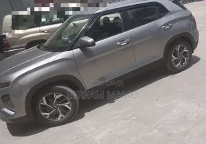 Hyundai Creta 2023 Silver