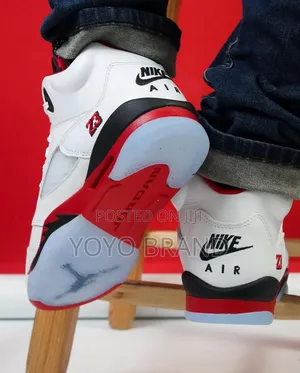 Nike Air Jordan 5 Retro " Fire Red Black Tongue "Unisex Fashion Boots