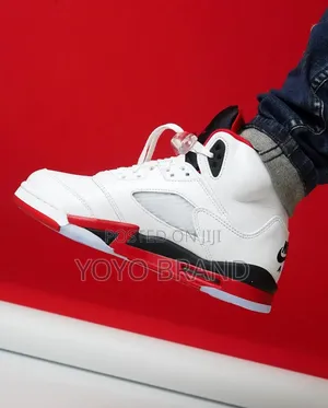 Nike Air Jordan 5 Retro " Fire Red Black Tongue "Unisex Fashion Boots