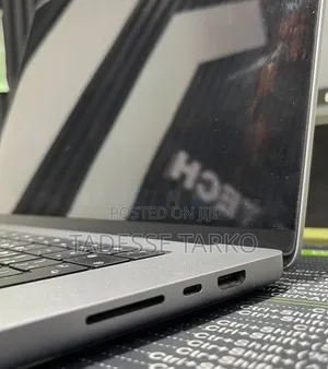New Laptop Apple MacBook Pro M1 16GB Apple M1 Pro SSD 512GB