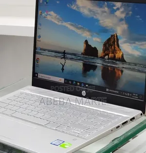 New Laptop HP Pavilion 14 8GB Intel Core i5 SSD 256GB