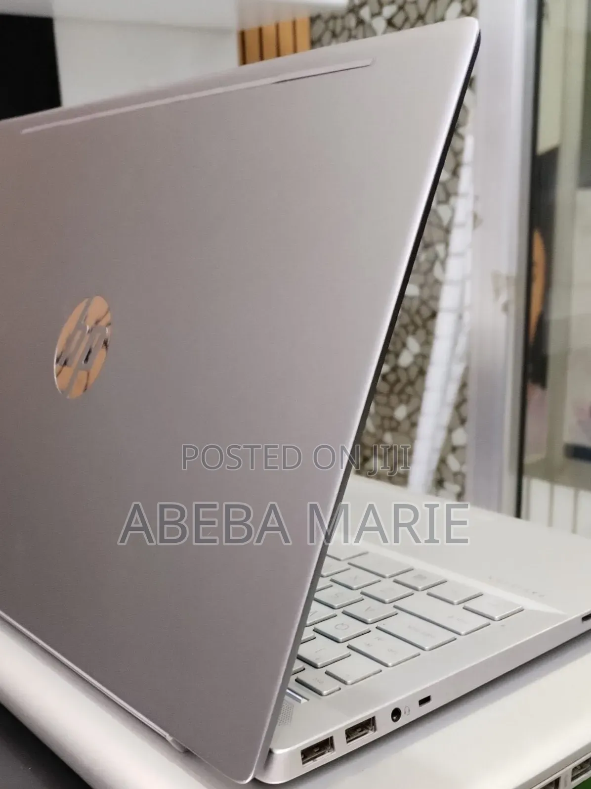 New Laptop HP Pavilion 14 8GB Intel Core i5 SSD 256GB
