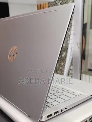 New Laptop HP Pavilion 14 8GB Intel Core i5 SSD 256GB