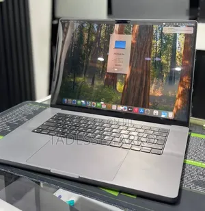 New Laptop Apple MacBook Pro M1 16GB Apple M1 Pro SSD 512GB
