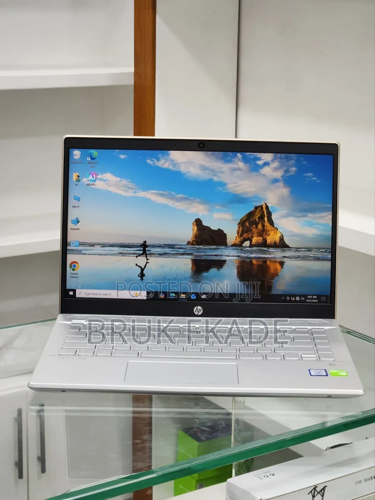 New Laptop HP Pavilion 14 8GB Intel Core i5 SSD 256GB