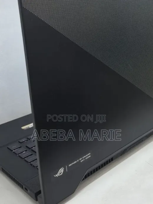 New Laptop Asus ROG Zephyrus G15 16GB Intel Core i7 SSD 512GB