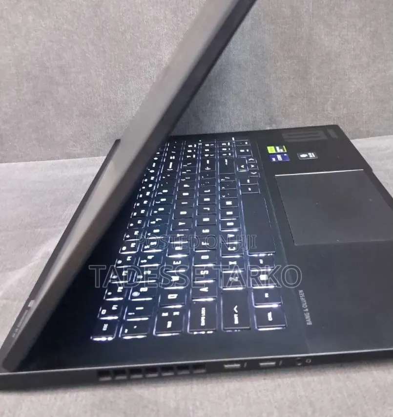 New Laptop HP Omen 16 16GB Intel Core i9 SSD 1T