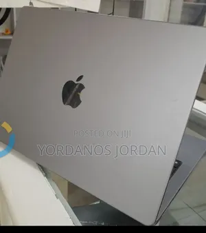 New Laptop Apple MacBook Pro M1 32GB Apple M1 Pro SSD 512GB