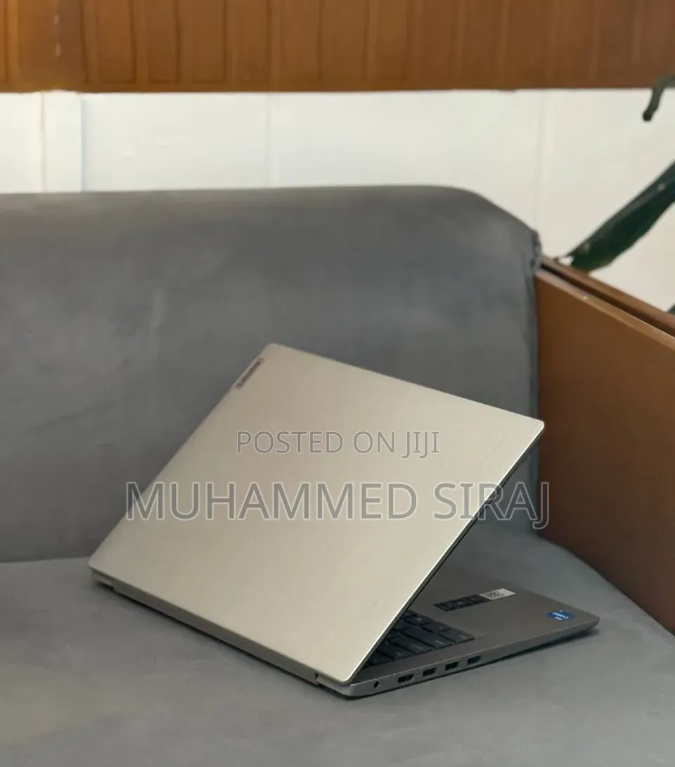 Laptop Lenovo Ideapad 3 16GB Intel Core 3 SSD 512GB