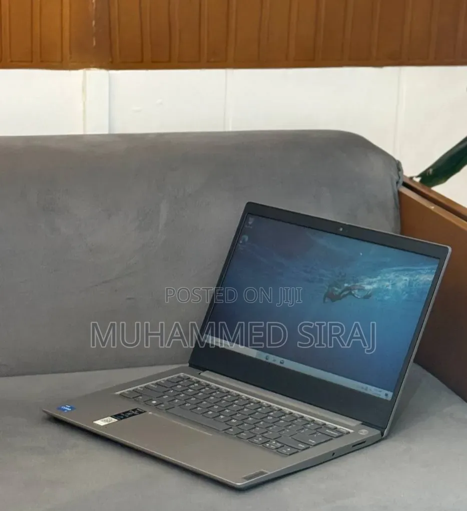 Laptop Lenovo Ideapad 3 16GB Intel Core 3 SSD 512GB