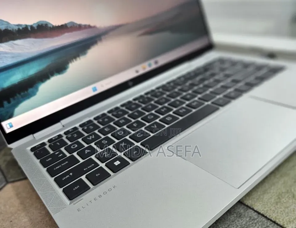 New Laptop HP EliteBook 1040 G8 32GB Intel Core i7 SSD 512GB