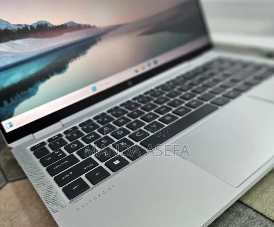 New Laptop HP EliteBook 1040 G8 32GB Intel Core i7 SSD 512GB
