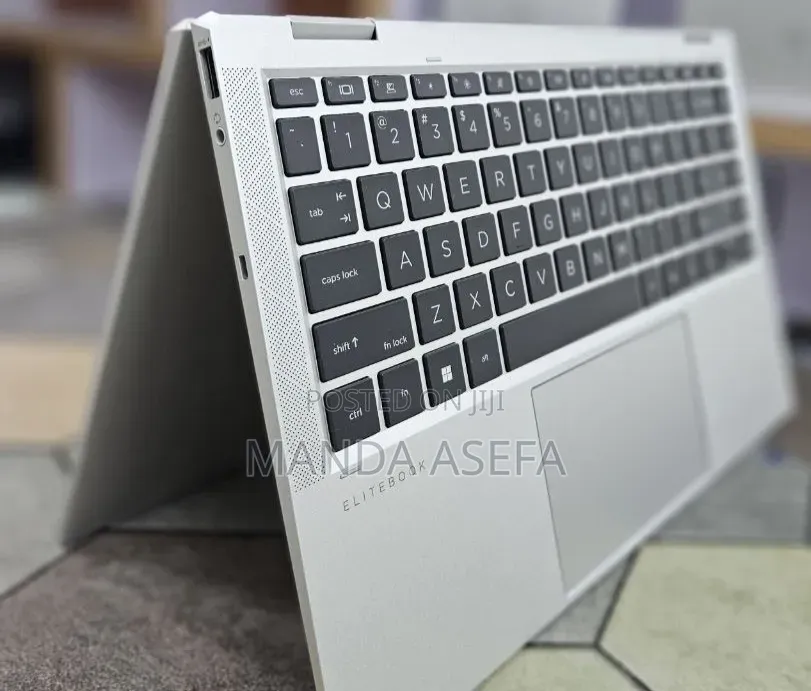New Laptop HP EliteBook 1040 G8 32GB Intel Core i7 SSD 512GB