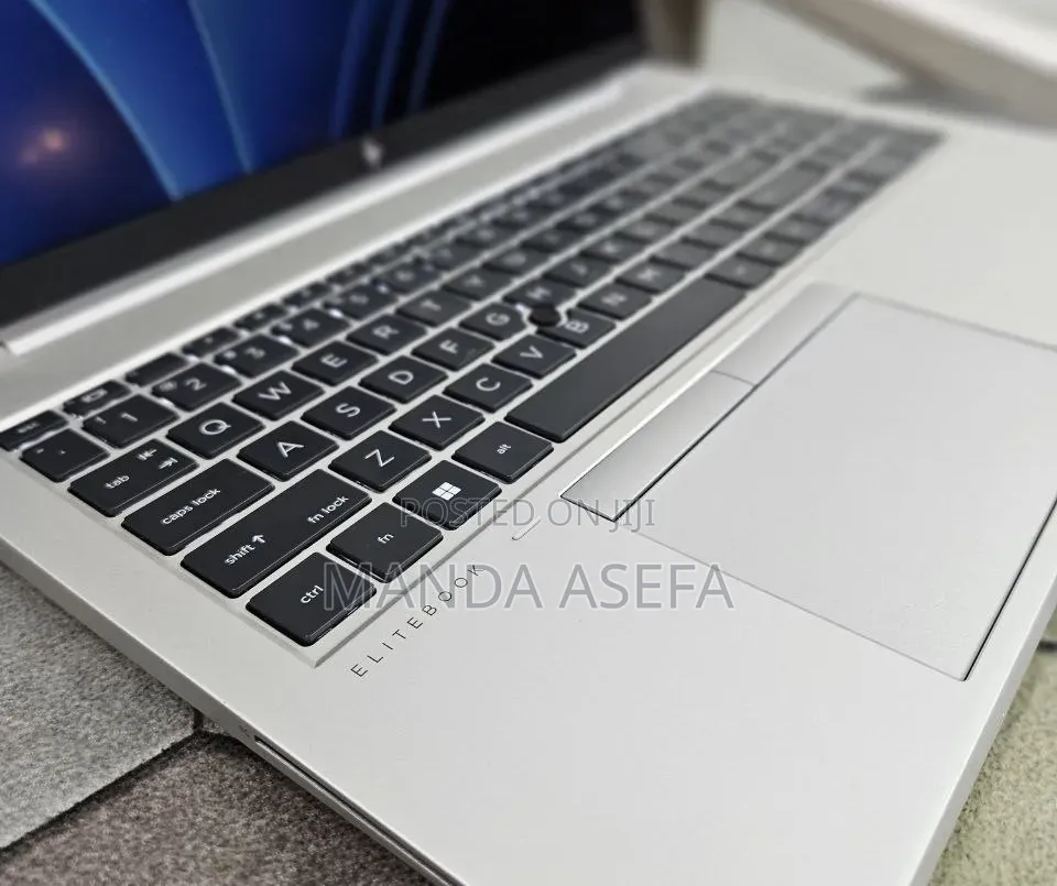New Laptop HP EliteBook 850 G8 16GB Intel Core i7 SSD 512GB