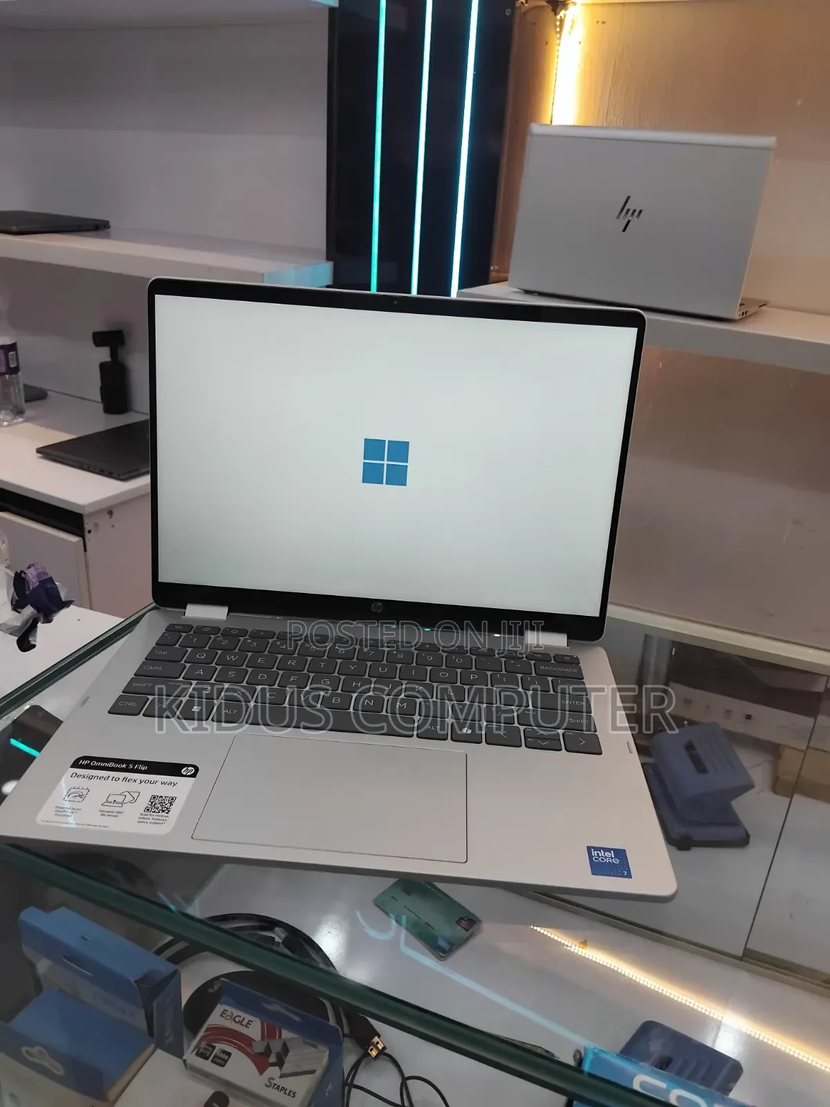 New Laptop HP OmniBook 5 14" 16GB Intel Core 7 SSD 512GB