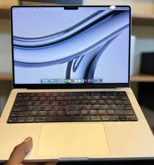 New Laptop Apple MacBook Pro M1 16GB Apple M1 Pro SSD 512GB