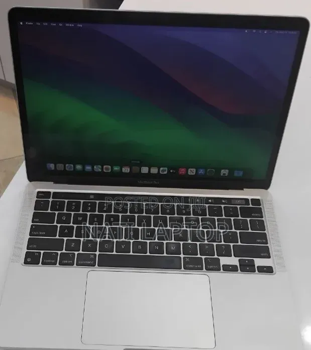 New Laptop Apple MacBook Pro M1 16GB Apple M1 Pro SSD 256GB