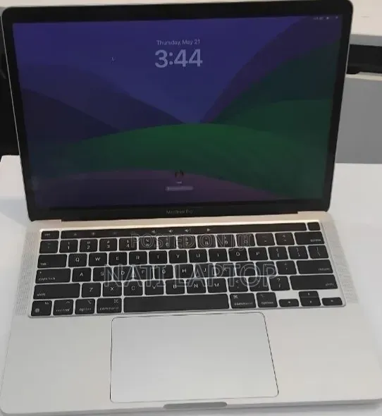 New Laptop Apple MacBook Pro M1 16GB Apple M1 Pro SSD 256GB