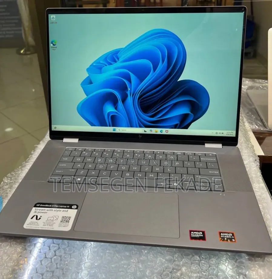 New Laptop HP OmniBook X Flip 16" 16GB AMD Ryzen 5 SSD 512GB