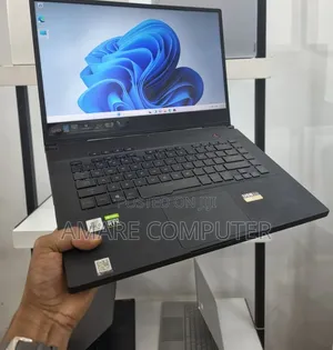 New Laptop Asus ROG Zephyrus G15 16GB Intel Core i7 SSD 1T