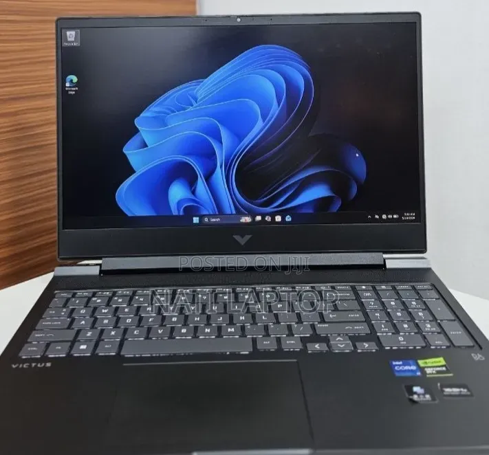 New Laptop HP Victus 16 16GB Intel Core i7 SSD 1T