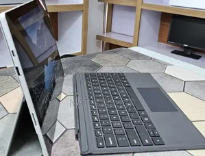 New Laptop Microsoft Surface Pro 7 16GB Intel Core i7 SSD 512GB
