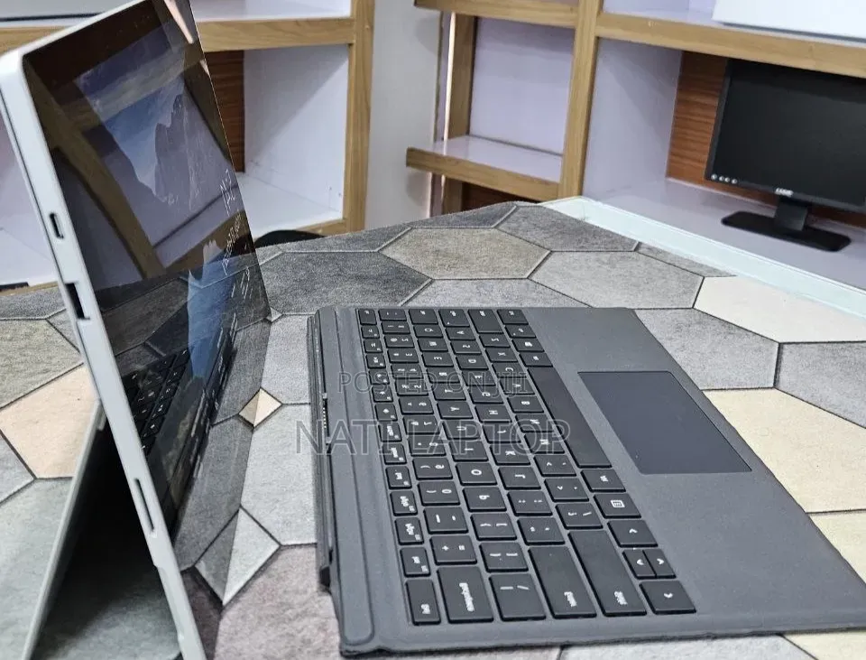 New Laptop Microsoft Surface Pro 7 16GB Intel Core i7 SSD 512GB