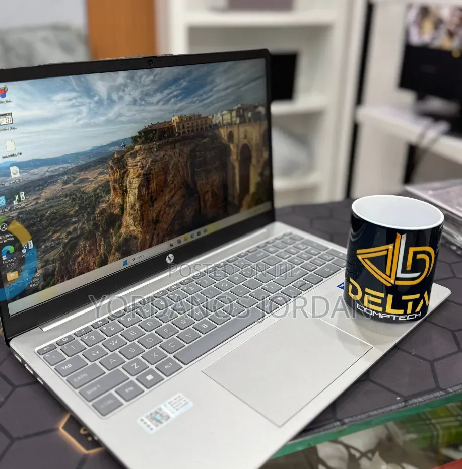 New Laptop HP Stream Notebook 16GB Intel Core i7 SSD 1T