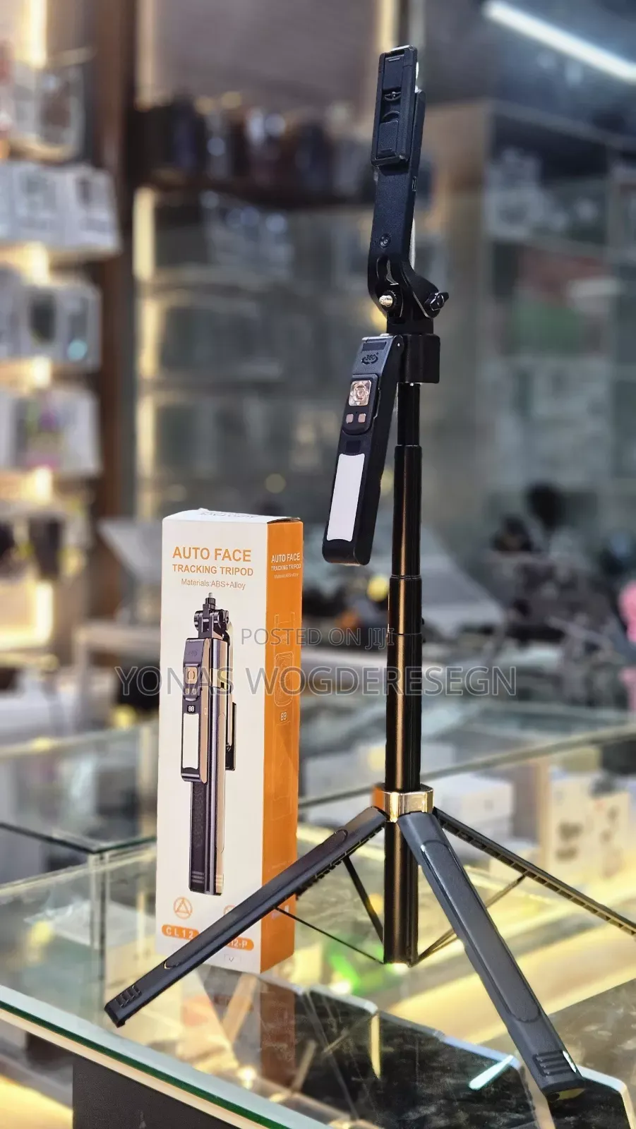Cl12 Auto Face Tracking Tripod Selfie Stick With Smart Ai Tracking